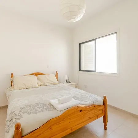 Spacious 2-bed Latchi, Chrysohou