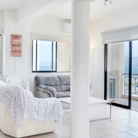 Spacious 2-bed Latchi, Chrysohou Апартаменты Полис