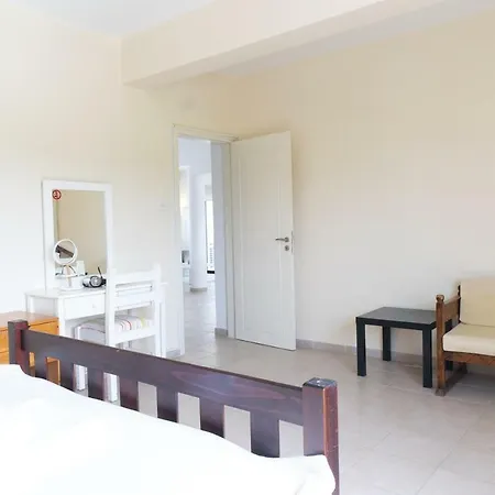 Spacious 2-bed Latchi, Chrysohou *