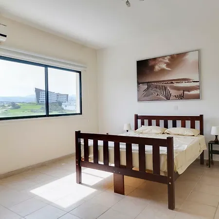 Апартаменты Spacious 2-bed Latchi, Chrysohou Полис